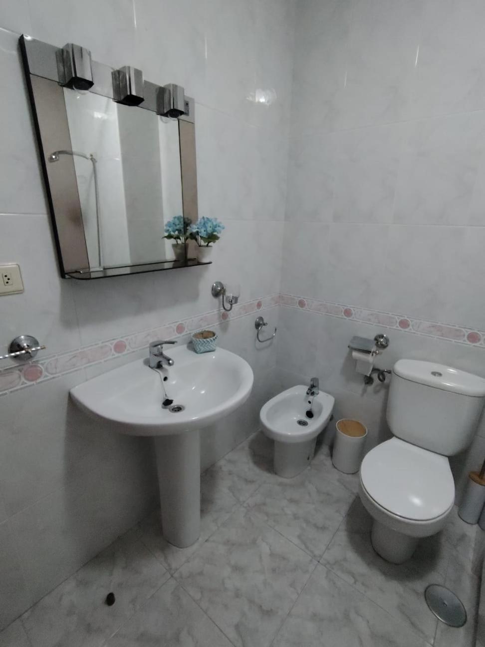 Acogedor Apartamento Centrico Эль-Грове Экстерьер фото